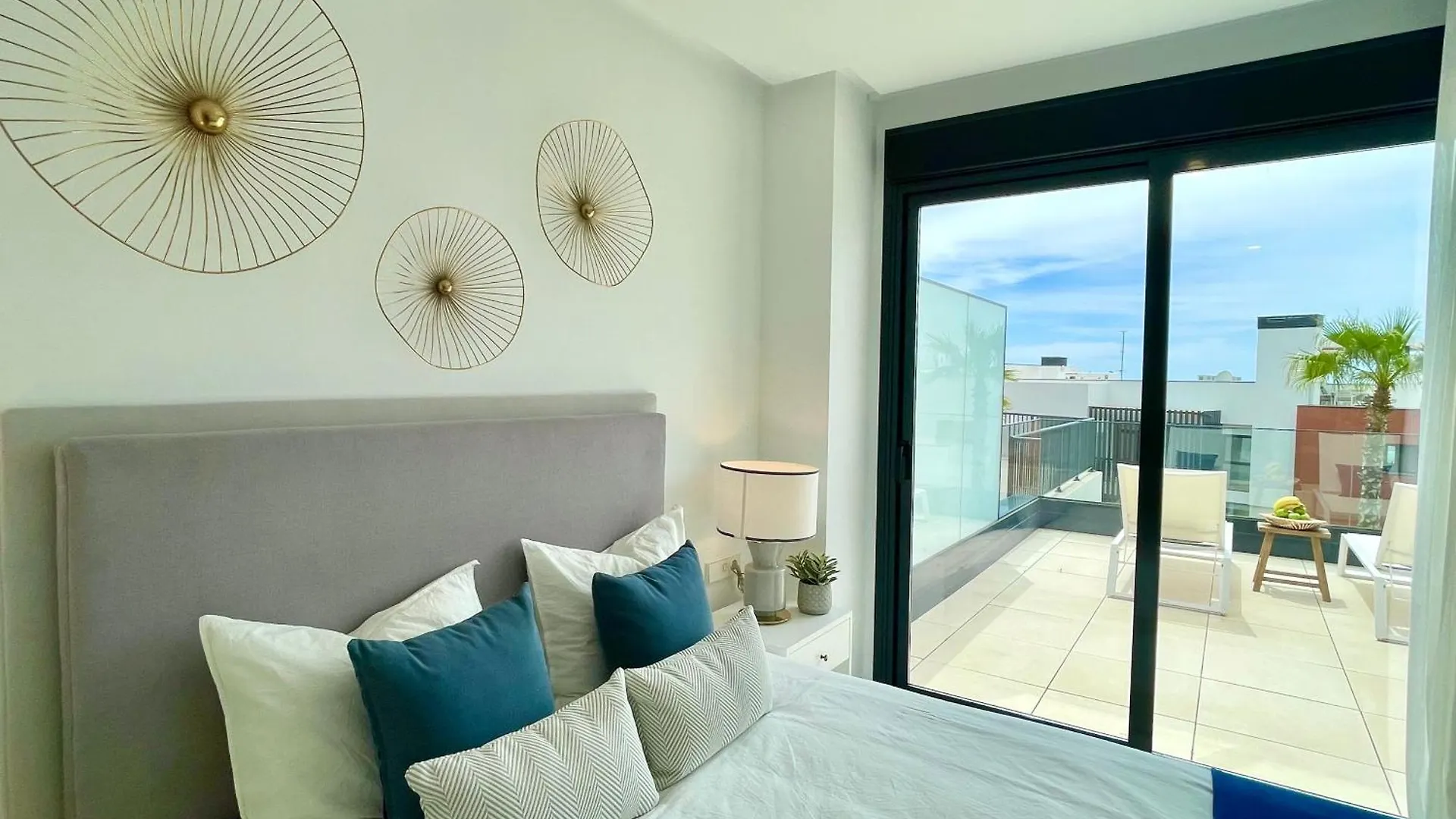 Magnificient 3 Bedroom Apartment By The Beach Fuengirola