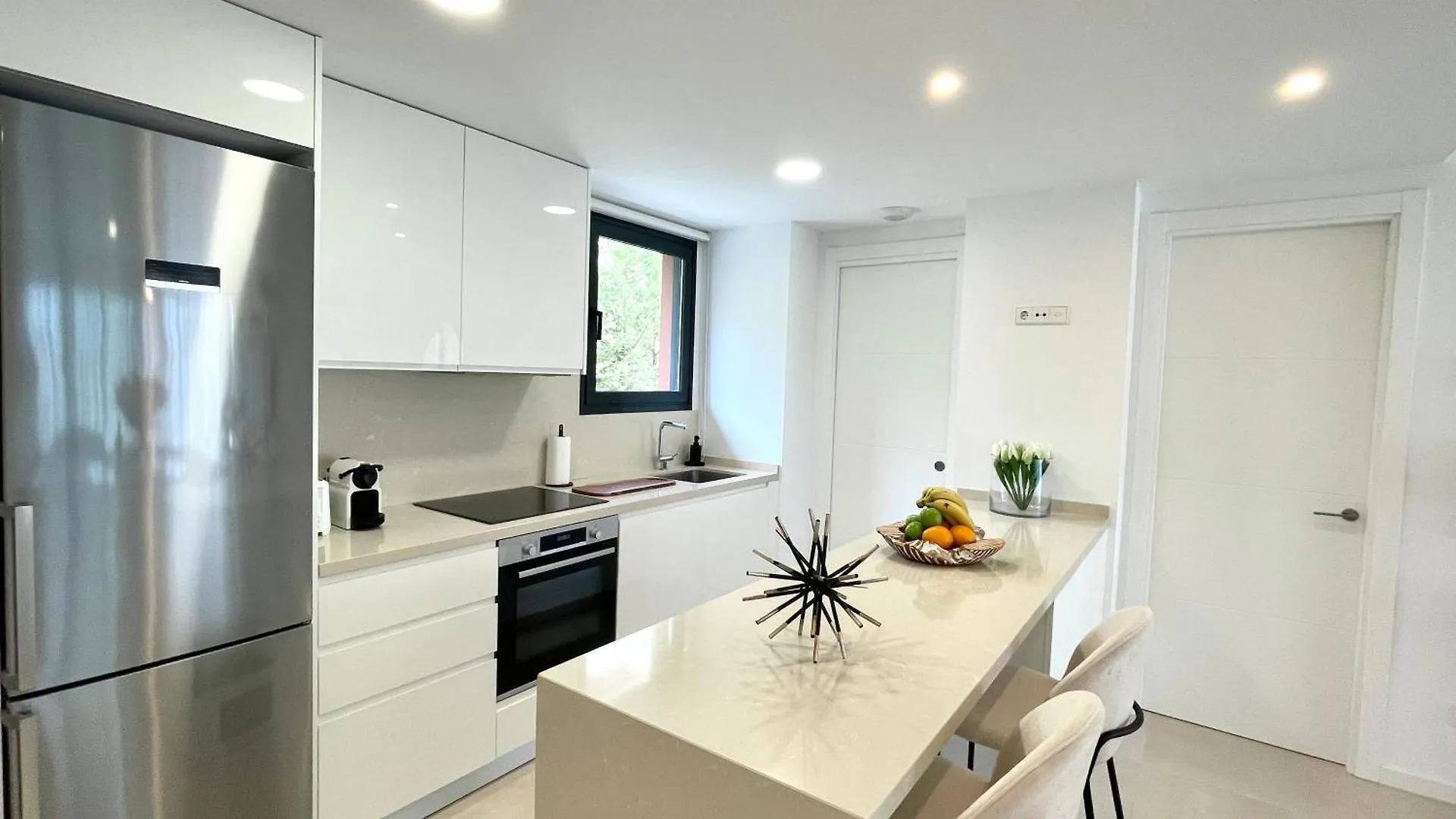 Magnificient 3 Bedroom Apartment By The Beach Fuengirola 0*,